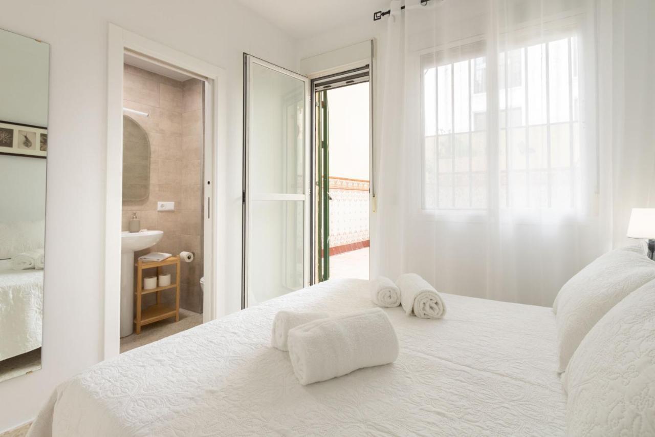 Bordador Courtyard By Valcambre Sevilla